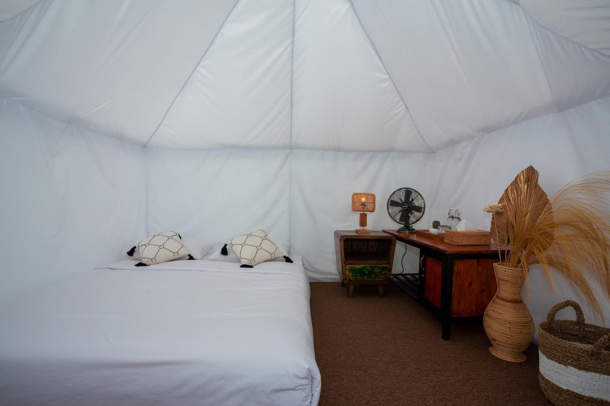 The Dewi Kintamani Luxury Glamping And Natural Hotspring Екстериор снимка