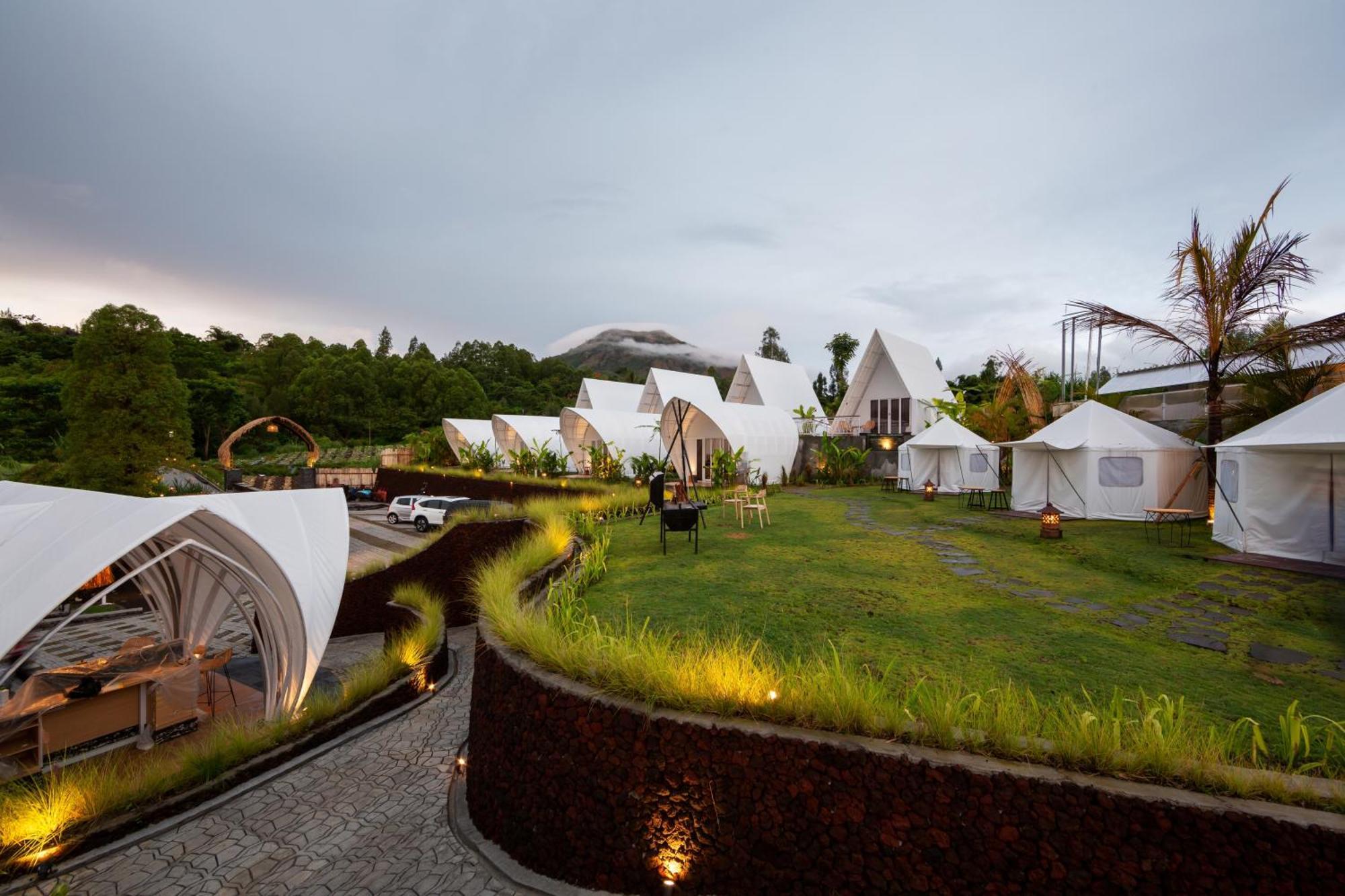 The Dewi Kintamani Luxury Glamping And Natural Hotspring Екстериор снимка