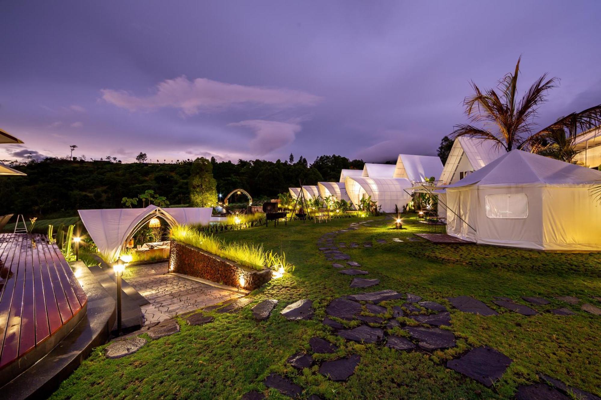 The Dewi Kintamani Luxury Glamping And Natural Hotspring Екстериор снимка