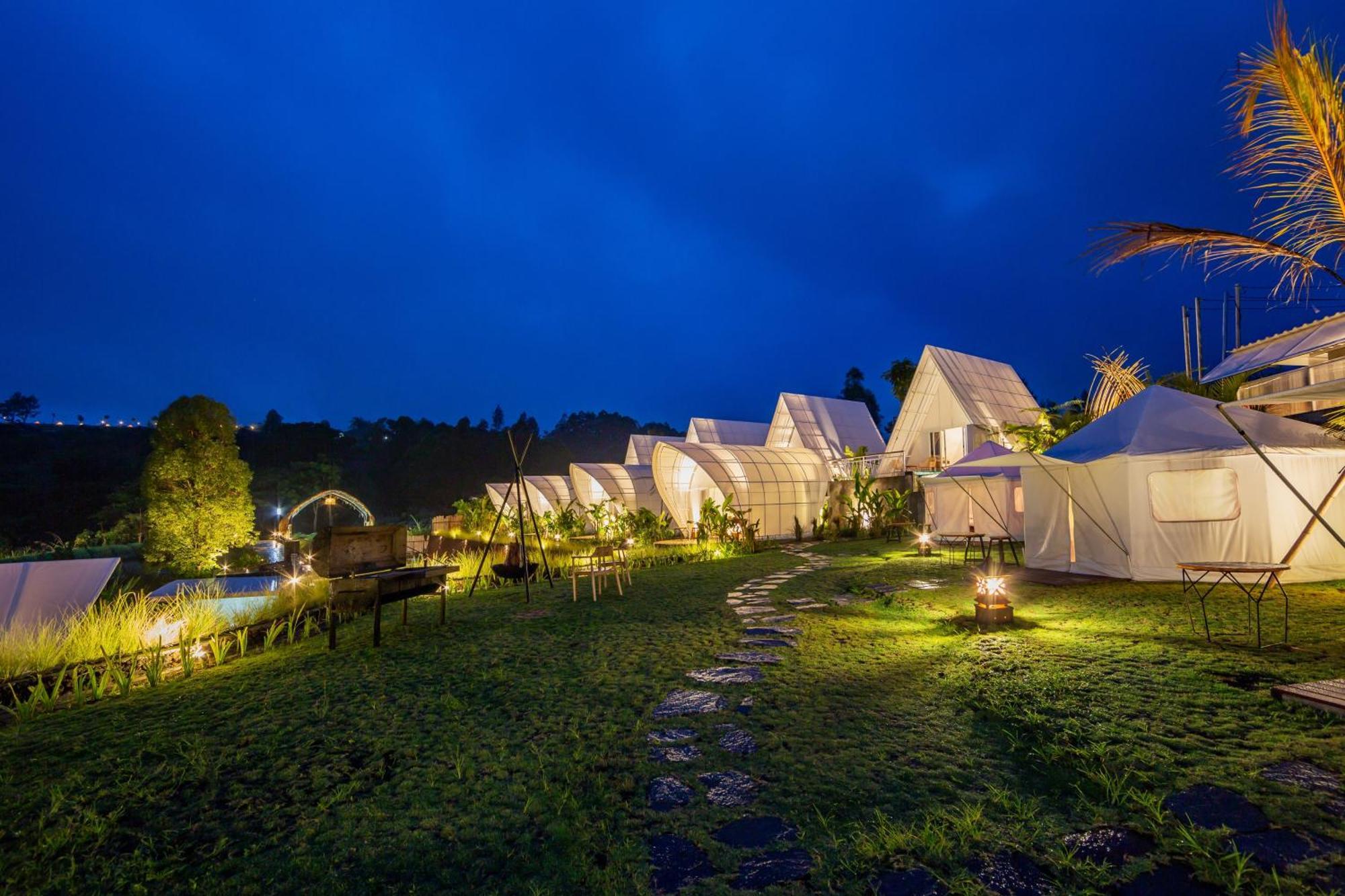 The Dewi Kintamani Luxury Glamping And Natural Hotspring Екстериор снимка