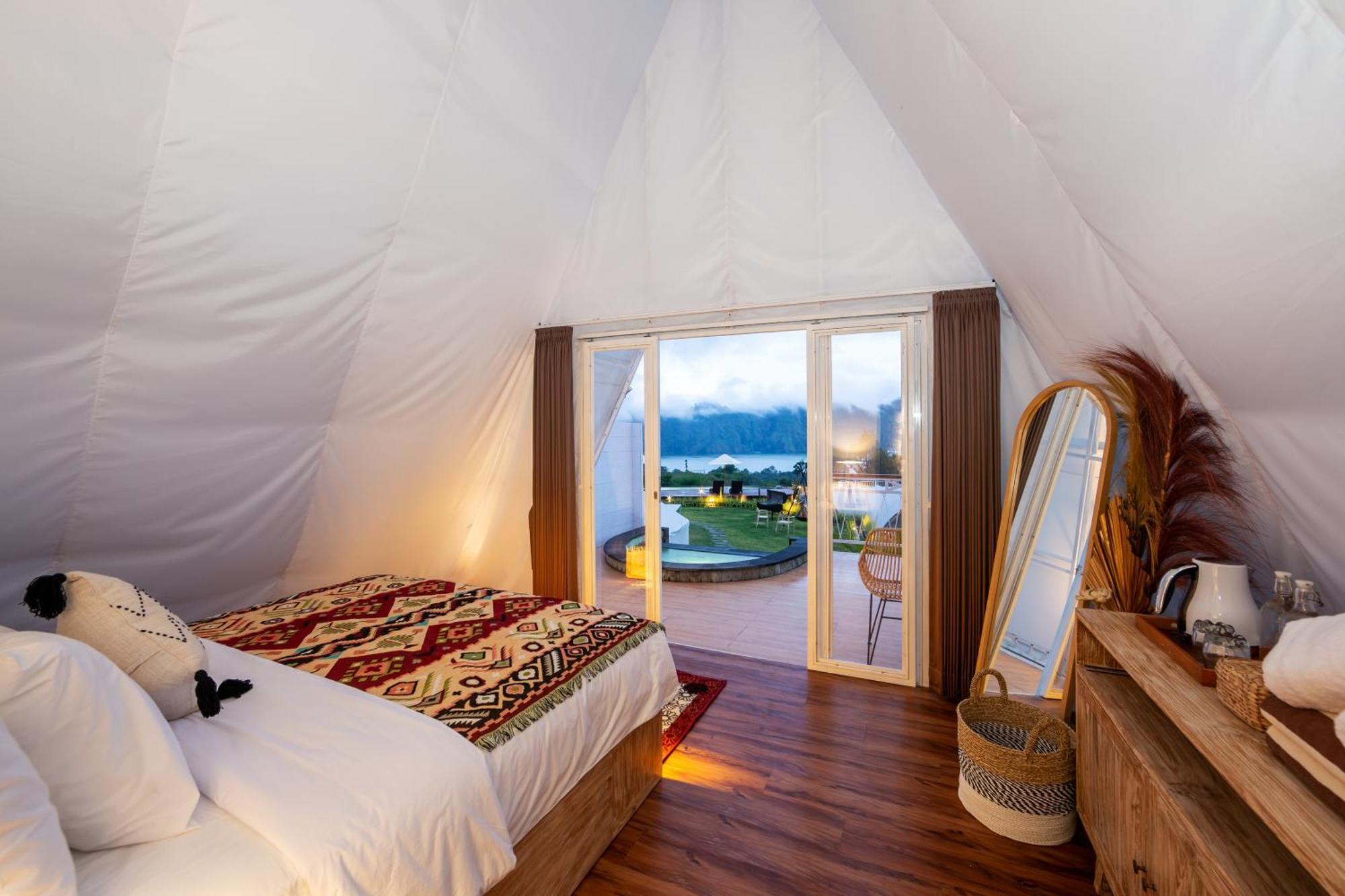 The Dewi Kintamani Luxury Glamping And Natural Hotspring Екстериор снимка
